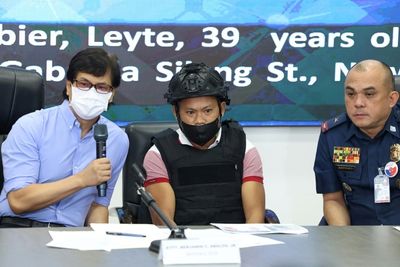 Suspect in murder of Philippine journalist surrenders