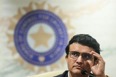 Binny replaces Ganguly as Indian cricket board chief