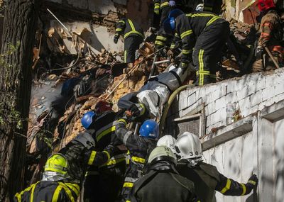 Russia-Ukraine news – live: Kyiv moves to cut diplomatic ties with Iran over ‘kamikaze’ drones