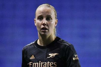 Arsenal star Beth Mead ‘feeling the love’ after Ballon d’Or runner-up berth continues fairytale year