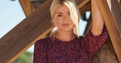 Holly Willoughby looks 'beautiful' in new M&S dress that's perfect for autumn