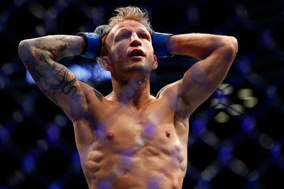 Dana White praises T.J. Dillashaw for owning up to past PED use: ‘He handled it like a man’