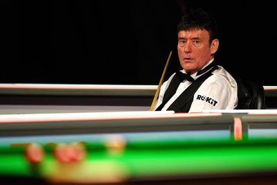 Jimmy White fumes at referee after he laughs at his own error
