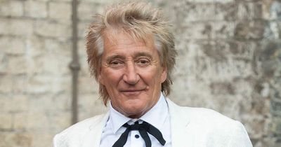 Rod Stewart labelled a 'hero' by Ukrainian refugee dad as singer rents home for family