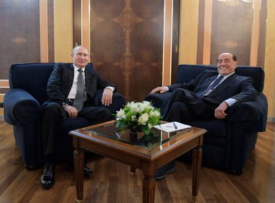 Italy's Berlusconi says has exchanged "sweet letters" with Putin