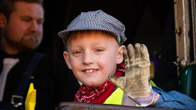 Starlight Foundation fulfills SA boy's dream of driving steam train after brain tumour