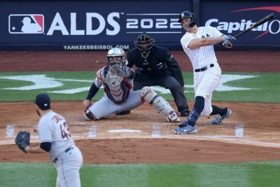 New York Yankees advance as Cleveland downed
