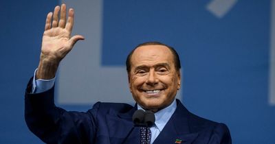 Berlusconi 'given 20 bottles of vodka from Vladimir Putin for birthday and sweet letter'