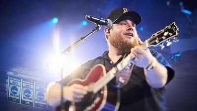 Central Queensland woman refused bail after facing court over alleged Luke Combs ticket scam