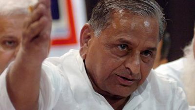 BJP MP announces plans to build auditorium in Mulayam Singh's memory