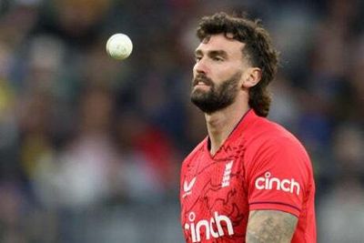 T20 World Cup: England blow as Reece Topley ruled out with ankle injury