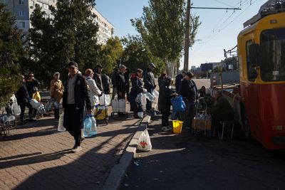Russia to evacuate 10,000 a day from Ukraine's Kherson region