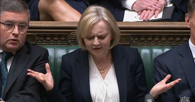 Keir Starmer destroys Liz Truss with brutal first question