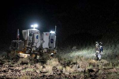 Tech & Science Daily: Nasa’s Arizona Moon mission rehearsal