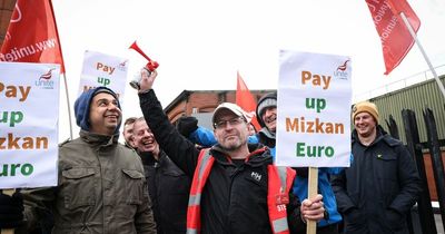 Bosses in a pickle at Branston as workers strike outside Middleton HQ