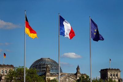 French, German meeting postponed as cracks emerge over energy, defence