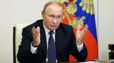 Putin Declares Martial Law in Annexed Ukraine Regions