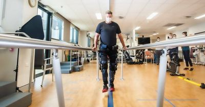 Inspirational cricket legend to abseil down hospital building for charity