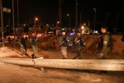 Palestinian killed, Israeli guard injured near Jerusalem