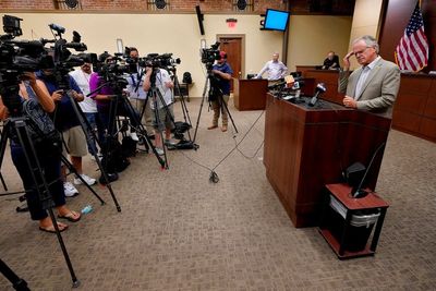 After disastrous primary, Arizona county overhauls elections