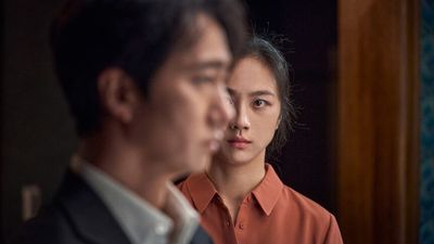 Decision to Leave: South Korean director Park Chan-wook turns in a desperately romantic detective thriller that breaks the rules