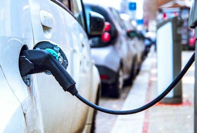 NY plans 2035 gas-powered vehicle ban