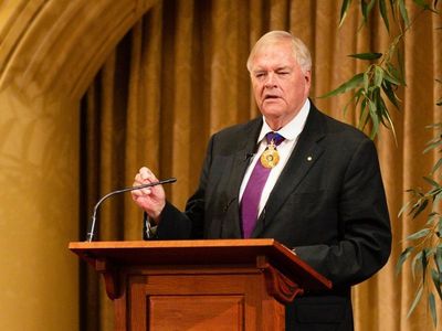 Beazley appointed to War Memorial council