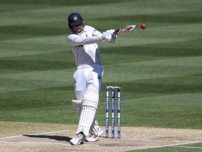 Vic hunt unlikely win after Handscomb epic