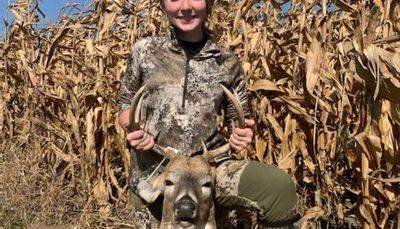 Buck (and doe) of the Week from Illinois’ youth deer season