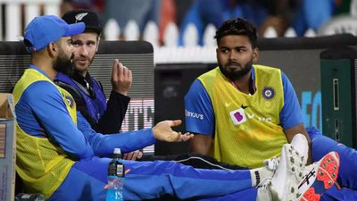 Virat Kohli can teach you how to go through pressure situations: Rishabh Pant