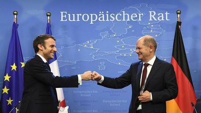 Macron vows to preserve Franco-German alliance