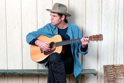 Rich Hall at Soho Theatre review: gruff exterior conceals a slick performer and a secret romantic