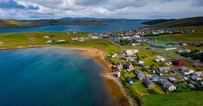 'Major incident' in Shetland Isles after all phone and internet cables cut
