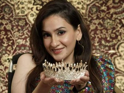 This wheelchair-bound beauty queen's journey is super inspiring
