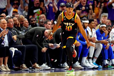 Watch: Steph Curry reacts to Damion Lee’s game-winning shot in Suns vs. Mavericks
