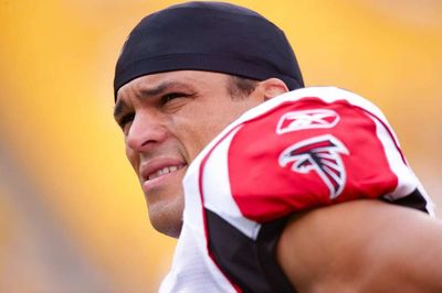 The Time Tony Gonzalez Was Meant to Break a Record—and Attacked a Coach Instead