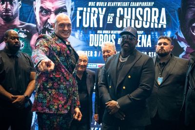 The big guys don’t want the smoke – Tyson Fury happy to take on Derek Chisora