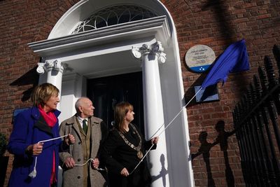 Plaque to Irish woman who shot at Mussolini unveiled in Dublin