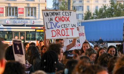 French right votes down move to make abortion constitutional right
