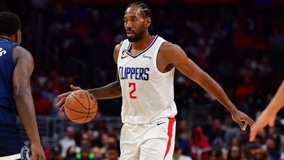Report: Clippers Could Bring Kawhi Leonard Off Bench