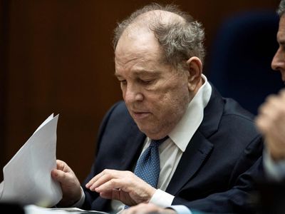 Latest Harvey Weinstein trial seats jury of 9 men, 3 women