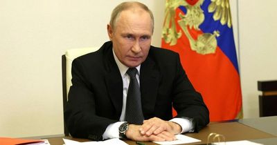 Vladimir Putin tried to detonate nuke but plans were 'sabotaged', insider claims