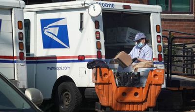 Lawmakers blast Postal Service’s ‘inadequate response’ to rise in robberies of letter carriers