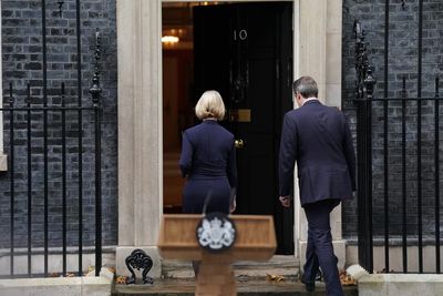 World’s media assess Liz Truss’s demise and UK political turmoil
