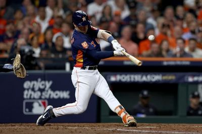 Astros edge Yankees for 2-0 lead in MLB playoff series