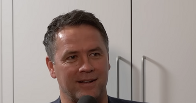 Michael Owen addresses his concerns about future Manchester United transfer mission