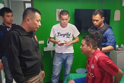 40 of 159 guns stolen by Nonthaburi cop recovered