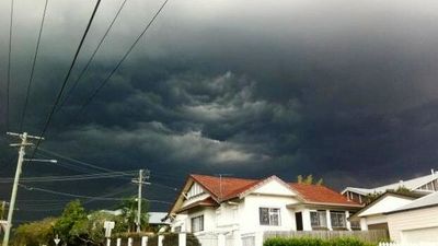 Tasmanian areas hit by recent floods on alert again as storms roll in