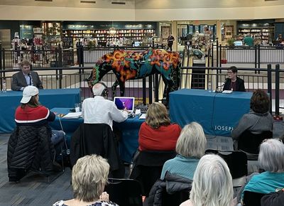 Lexington mayoral candidates field questions in their final forum