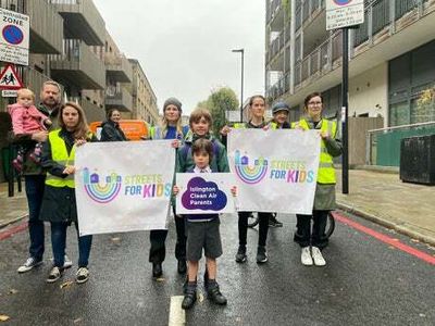 Furious parents block road to protest poor enforcement of school street in north London